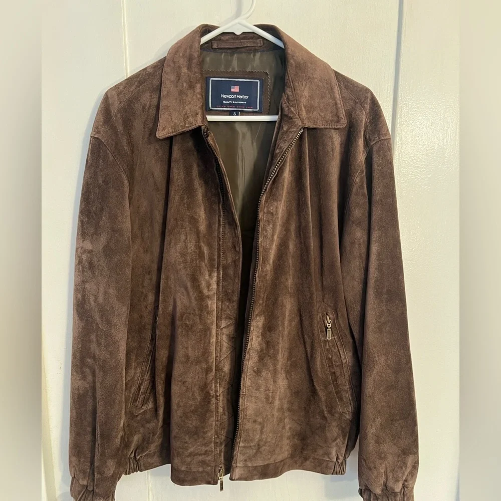 Brown Suede Newport Harbor vintage bomber style jacket. Size SMALL.